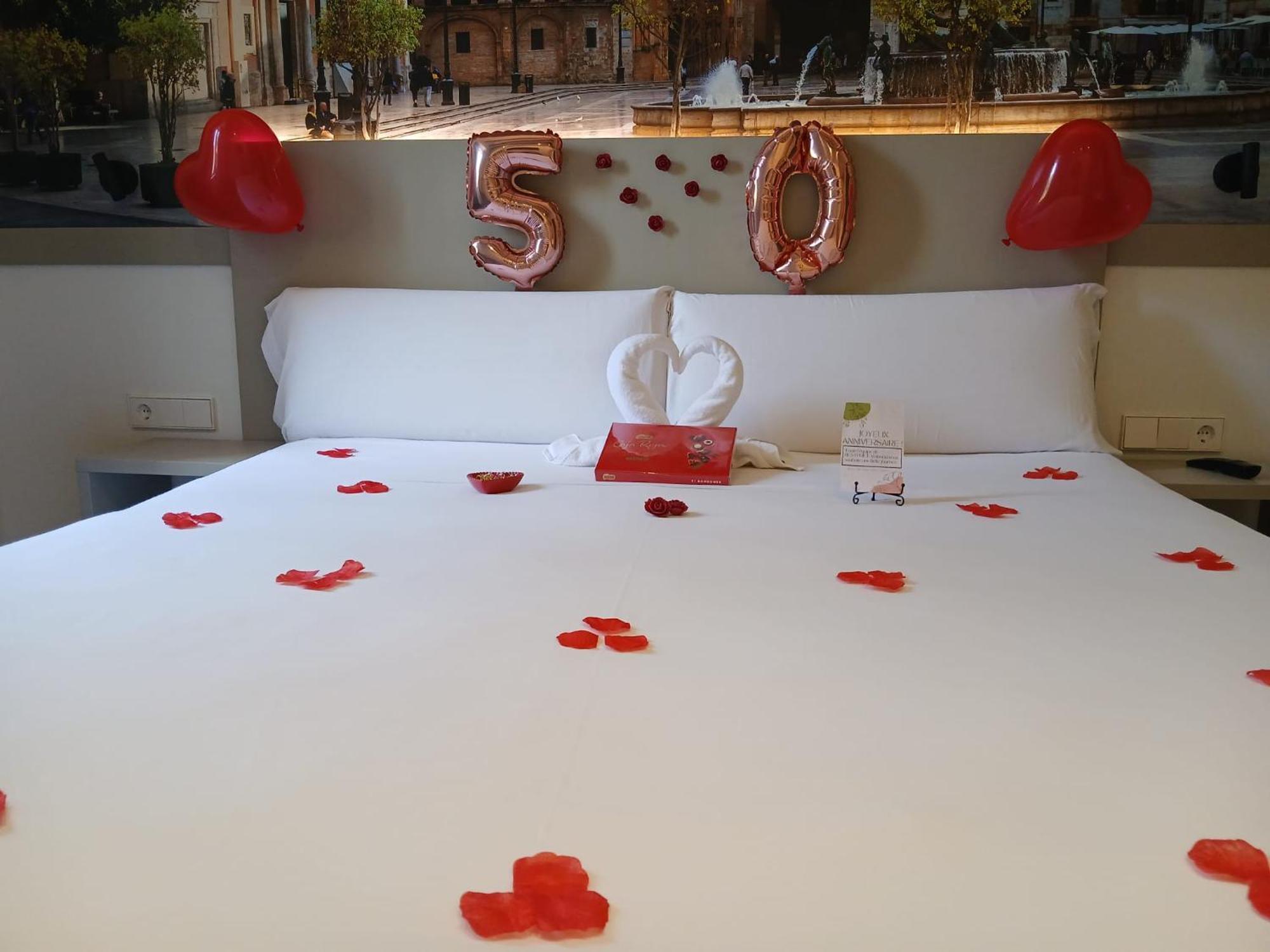 Hotel Bestprice Valencia Luaran gambar